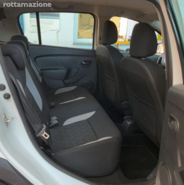 DACIA Sandero usata, con Cronologia tagliandi