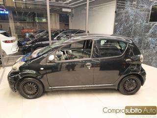 TOYOTA Aygo usata 16