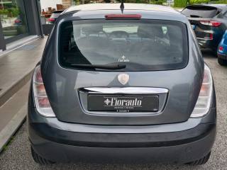 LANCIA Ypsilon usata, con Autoradio