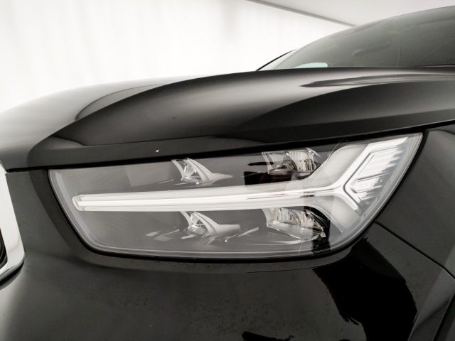 VOLVO XC40 usata, con Fari LED
