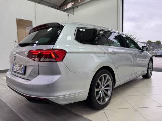 VOLKSWAGEN Passat Variant usata, con Sensore di pioggia
