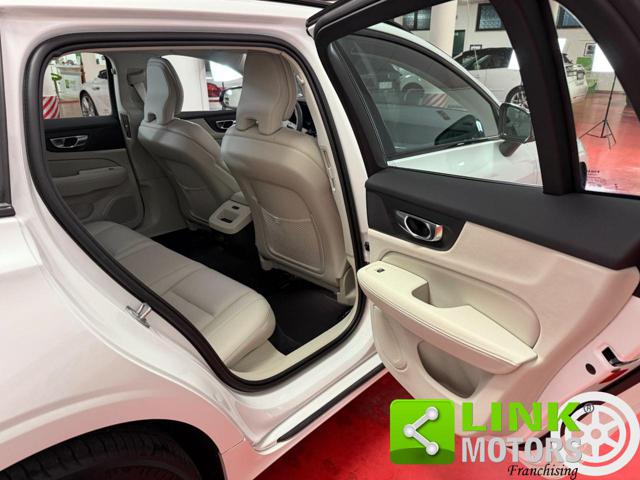 VOLVO V60 usata, con Touch screen