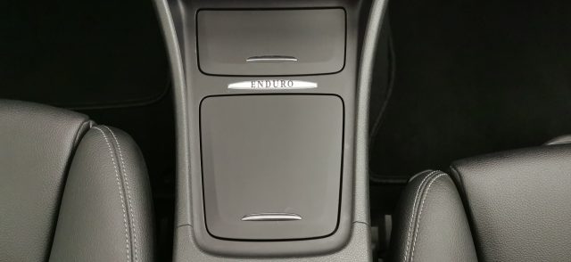 MERCEDES-BENZ GLA 200 usata, con Specchietti laterali elettrici