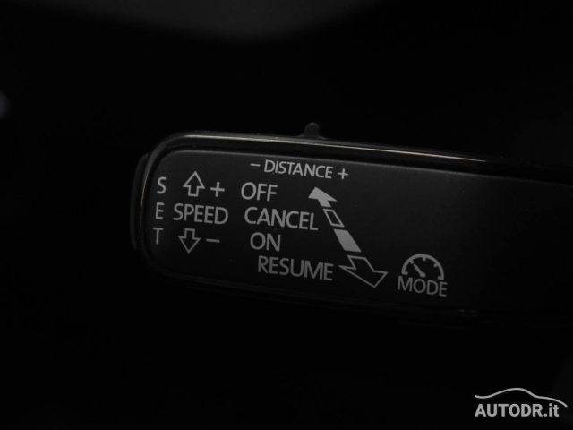 SKODA Kamiq usata, con Sensori di parcheggio posteriori