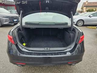 ALFA ROMEO Giulia usata, con Servosterzo