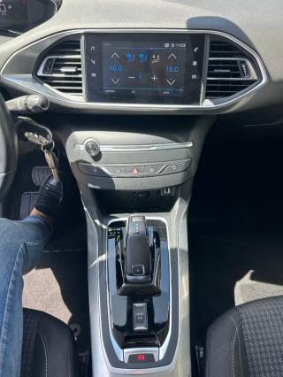 PEUGEOT 308 usata, con Climatizzatore