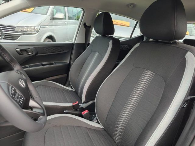 HYUNDAI i10 usata, con Sistema di navigazione