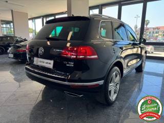 VOLKSWAGEN Touareg usata, con Airbag Passeggero