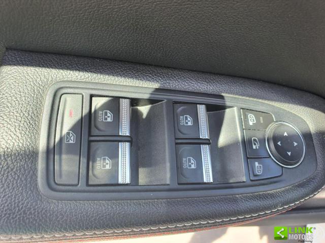 RENAULT Arkana usata, con Specchietti laterali elettrici