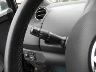 TOYOTA Yaris usata 24