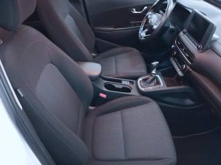 HYUNDAI Kona usata, con Bracciolo