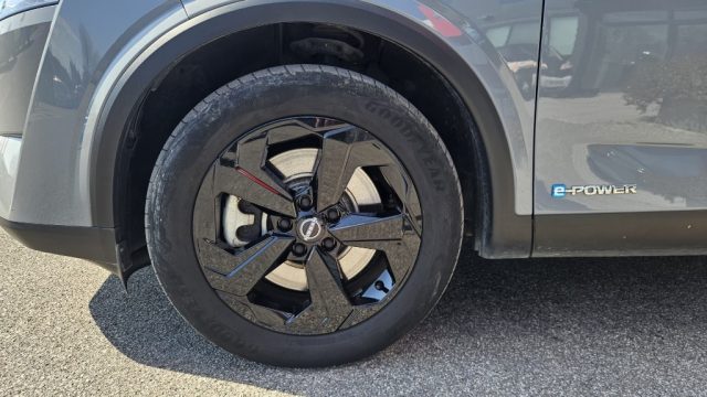 NISSAN Qashqai usata, con Touch screen