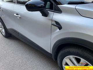 RENAULT Captur usata, con Telecamera per parcheggio assistito