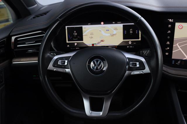 VOLKSWAGEN Touareg usata, con Volante in pelle