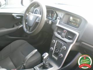 VOLVO V40 Cross Country usata, con Servosterzo