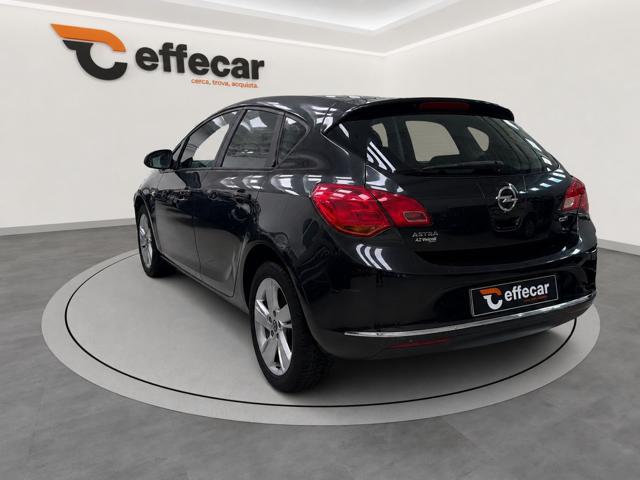 OPEL Astra usata, con Climatizzatore
