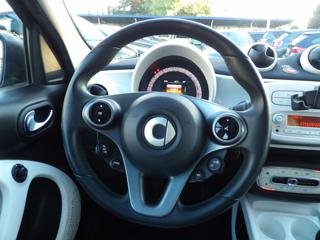 SMART ForFour usata, con USB