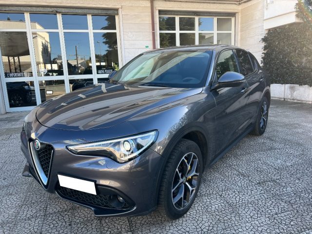 ALFA ROMEO Stelvio usata 0