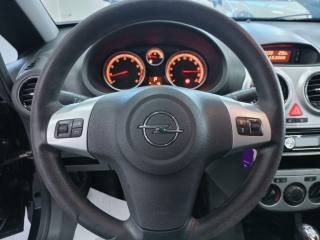 OPEL Corsa usata, con Lettore CD