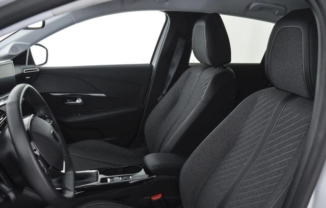 PEUGEOT 208 usata 12