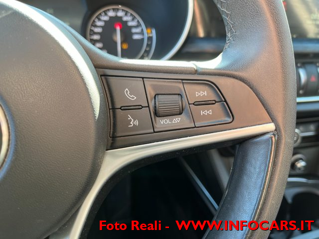 ALFA ROMEO Stelvio usata, con Luci diurne LED