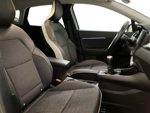 RENAULT Captur usata 10