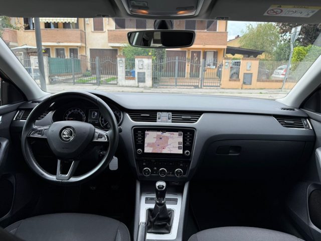 SKODA Octavia usata 11