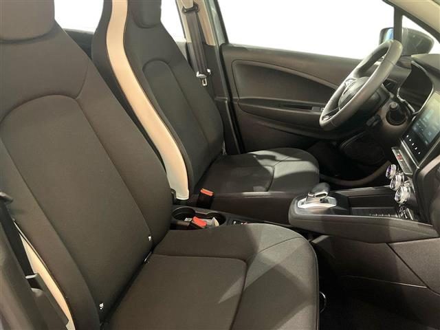RENAULT ZOE usata, con Isofix