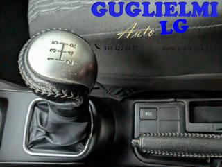 TOYOTA Yaris usata 19