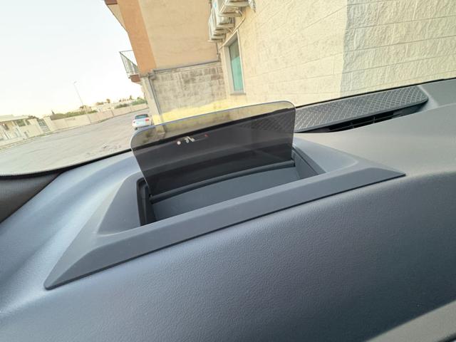 BMW 218 usata, con Luci diurne LED