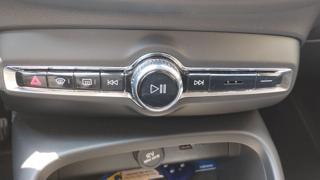 VOLVO XC40 usata, con Sensori di parcheggio anteriori