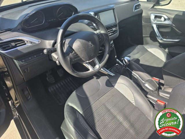 PEUGEOT 2008 usata, con Bluetooth