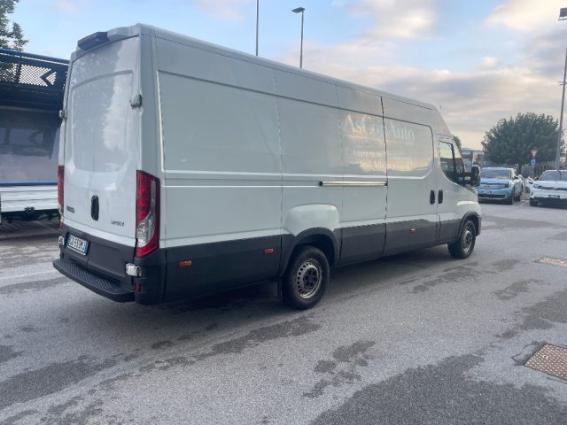 IVECO Daily usata, con Climatizzatore
