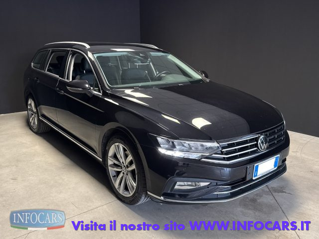 VOLKSWAGEN Passat Variant usata, con ABS