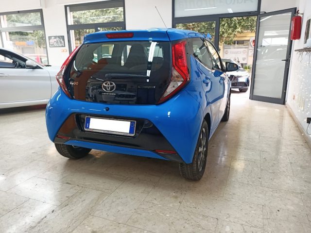 TOYOTA Aygo usata, con Chiusura centralizzata