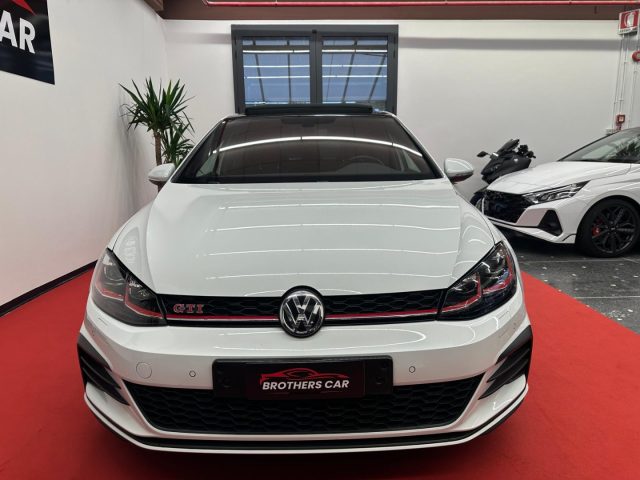 VOLKSWAGEN Golf GTI usata, con Airbag