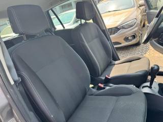 RENAULT Clio usata, con Servosterzo