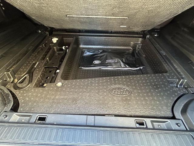 LAND ROVER Defender usata, con Start/Stop Automatico