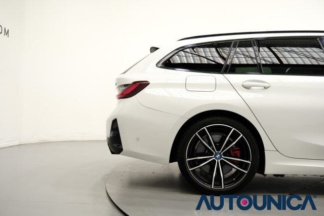 BMW 320 usata, con Apple CarPlay