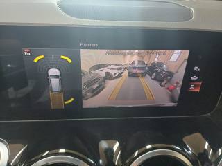 MERCEDES-BENZ GLB 200 usata, con Sedile posteriore sdoppiato