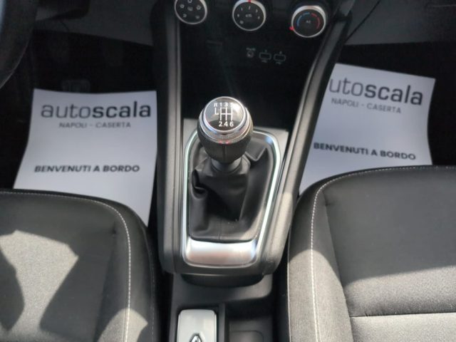 RENAULT Captur usata, con Touch screen