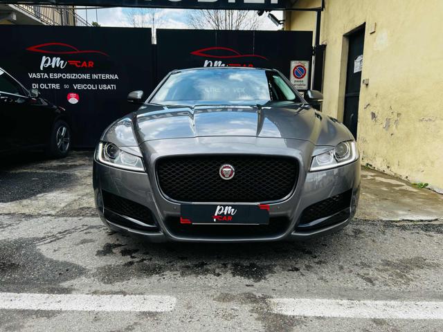 JAGUAR XF usata, con Airbag