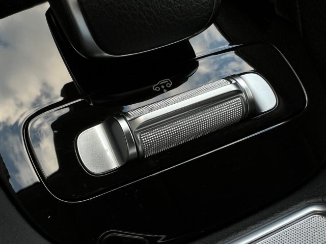 MERCEDES-BENZ GLE 300 usata, con Park Distance Control