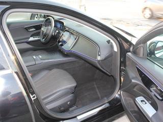 MERCEDES-BENZ E 220 usata, con Controllo trazione