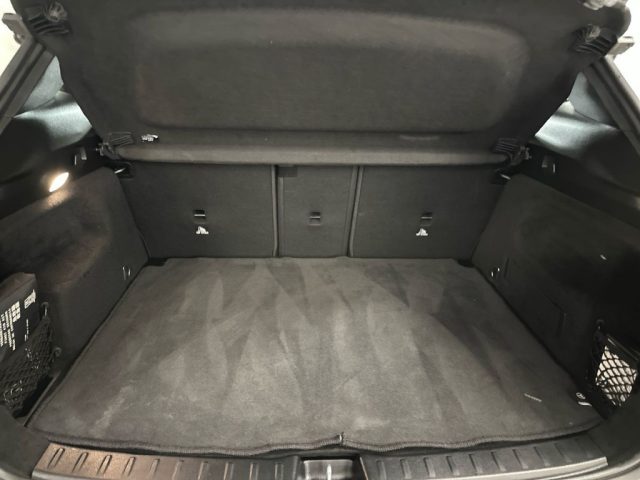 MERCEDES-BENZ GLA 180 usata, con Chiusura centralizzata