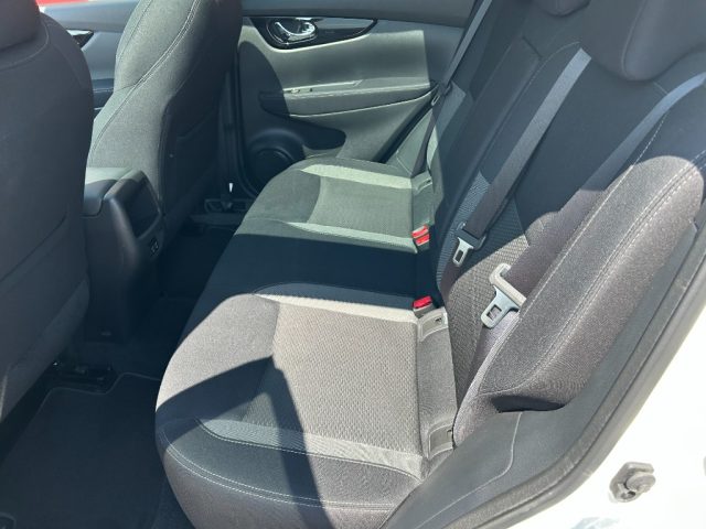 NISSAN Qashqai usata, con Boardcomputer