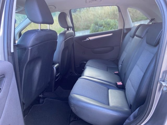 MERCEDES-BENZ B 180 usata, con Vetri oscurati