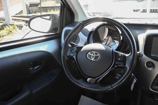 TOYOTA Aygo usata, con Touch screen