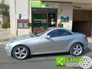 MERCEDES-BENZ SLK 200 usata, con Volante in pelle