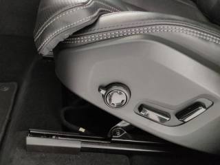 VOLVO XC60 usata, con Volante in pelle